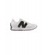 Zapatillas New Balance 327 JWA Blanco y Verde Oscuro