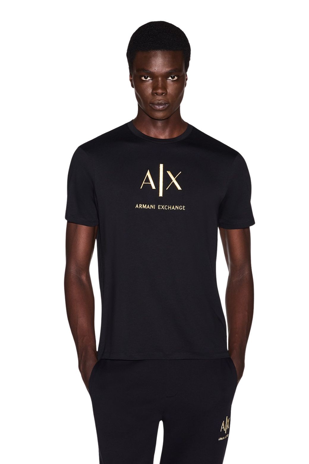 Camiseta Armani Exchange Logo AX Negra y Dorada